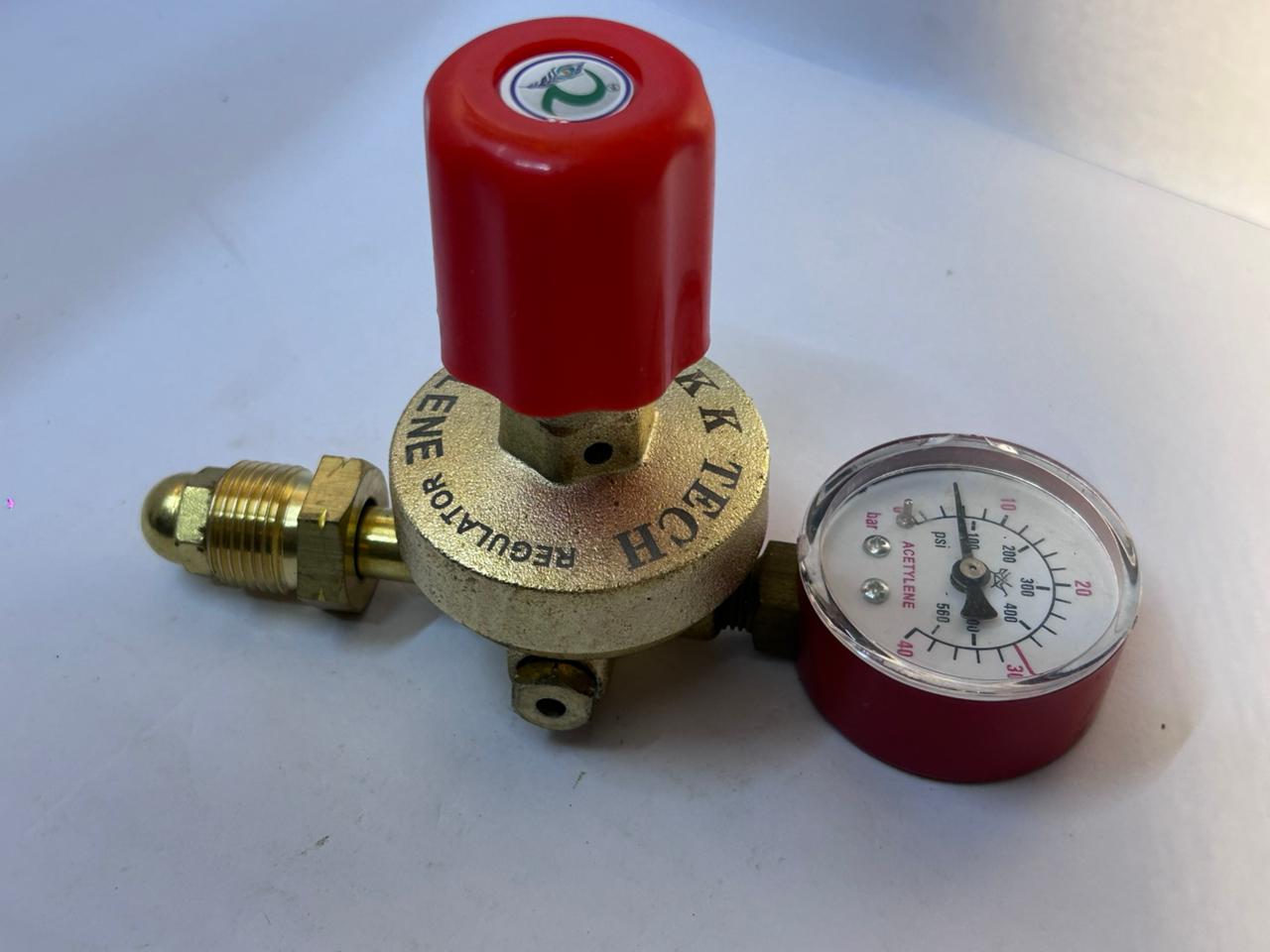 Single Stage Single Gauge Regulators - Acetylene