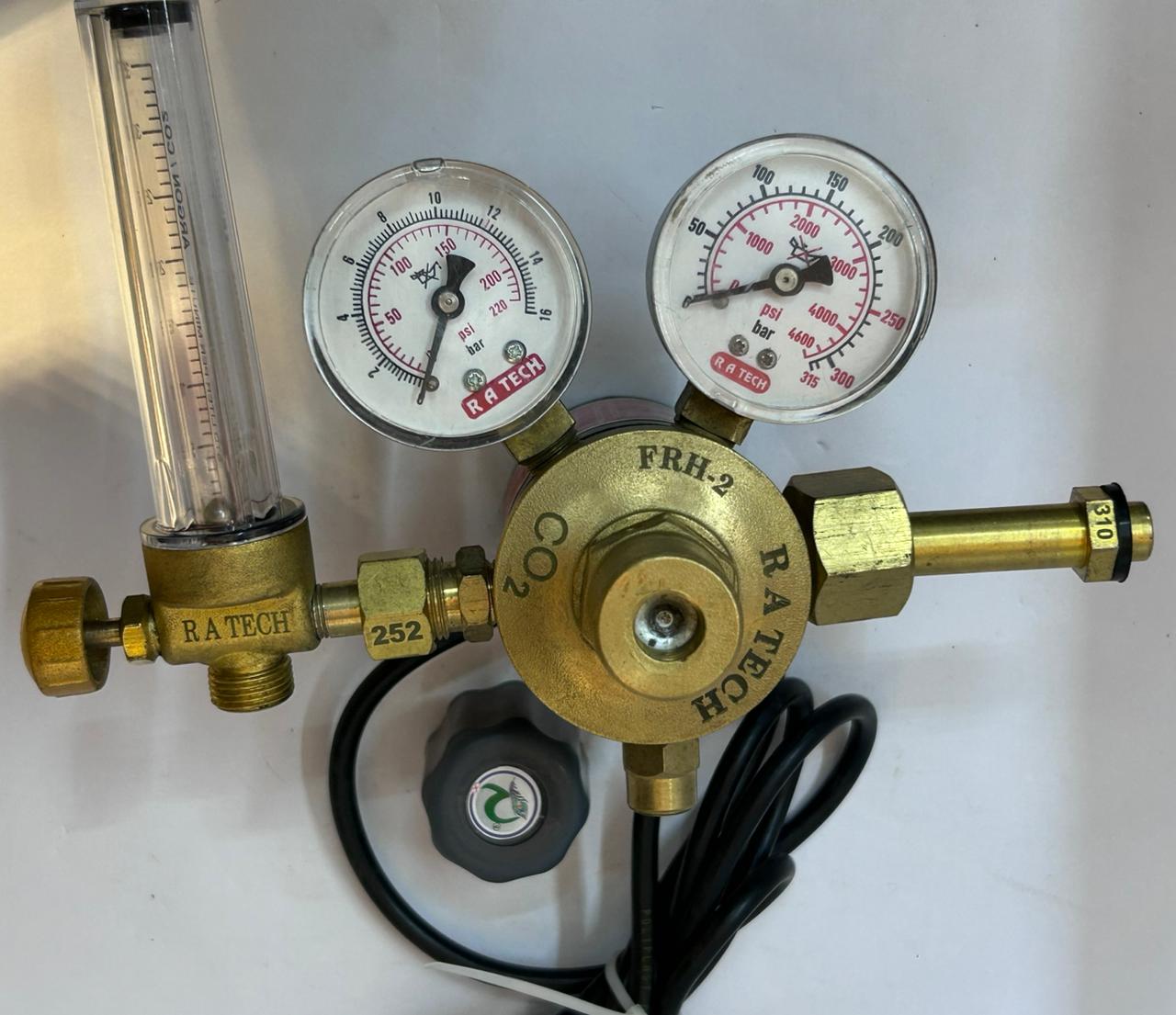 Combo Regulator with Heater & Flowmeter - FRH2