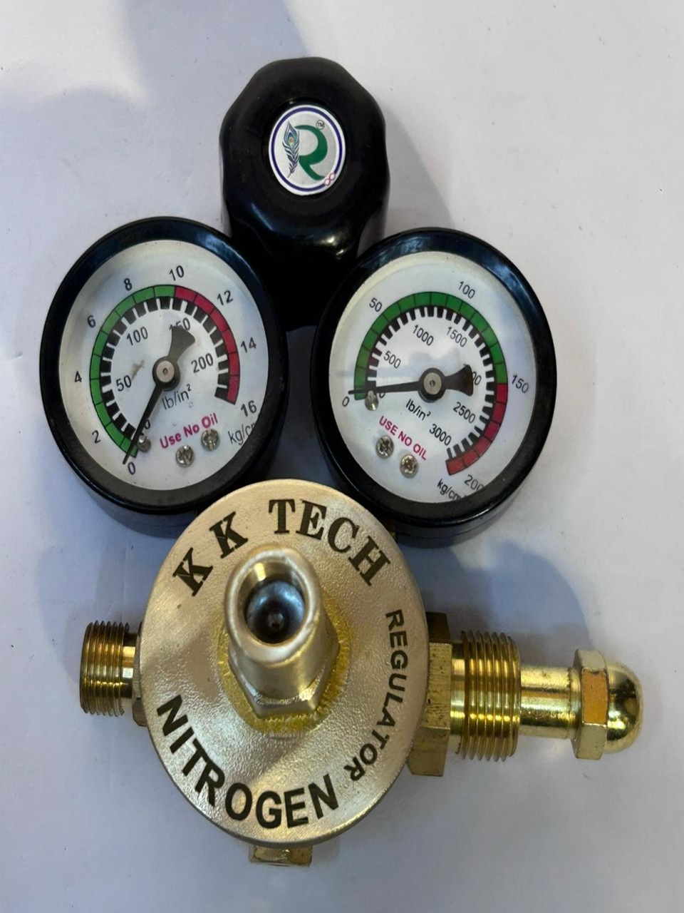 Single Stage Double Gauge Regulators - Nitrogen