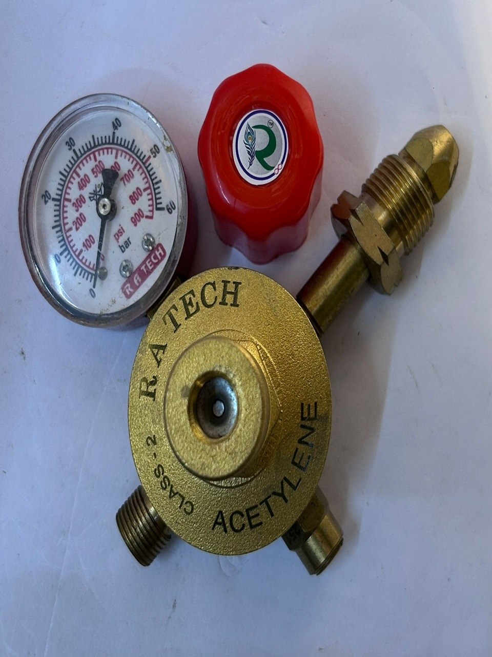 Single Stage Single Gauge Regulators - Acetylene
