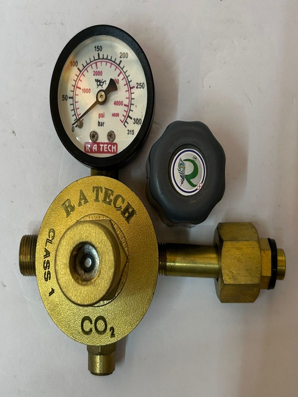 Single Stage Single Gauge Regulators - CO2